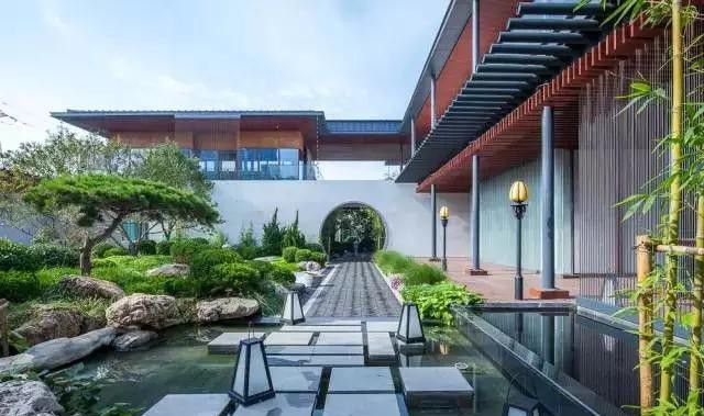 天博体育官方平台入口私家“中式庭院”设计恬静自然的中式花园才是院子应有的样子(图5)
